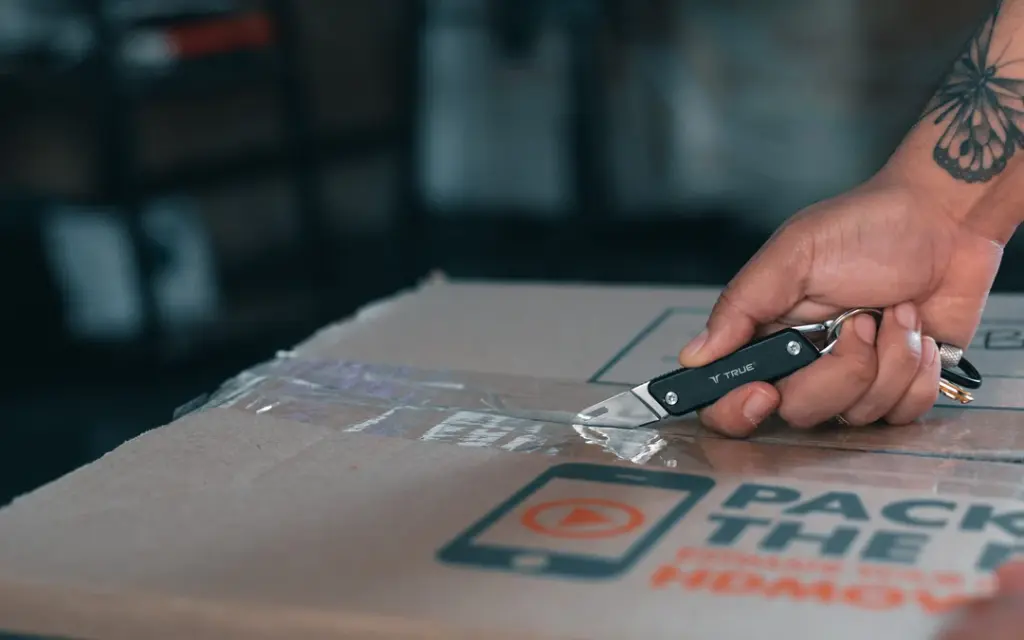 True Utility Modern Key Chain Knife - Black