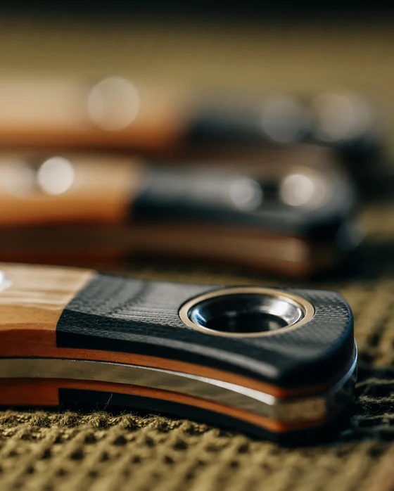 Benchmade Dacian | Brown Canvas Micarta | Spear Point