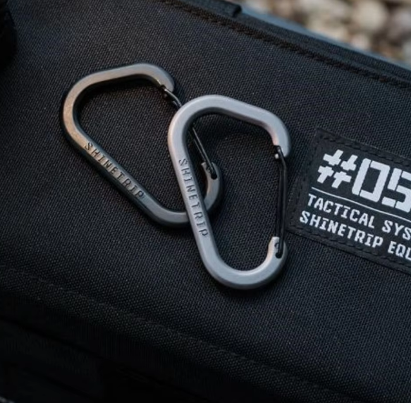 Shine trip tactical D Button-suit - Black